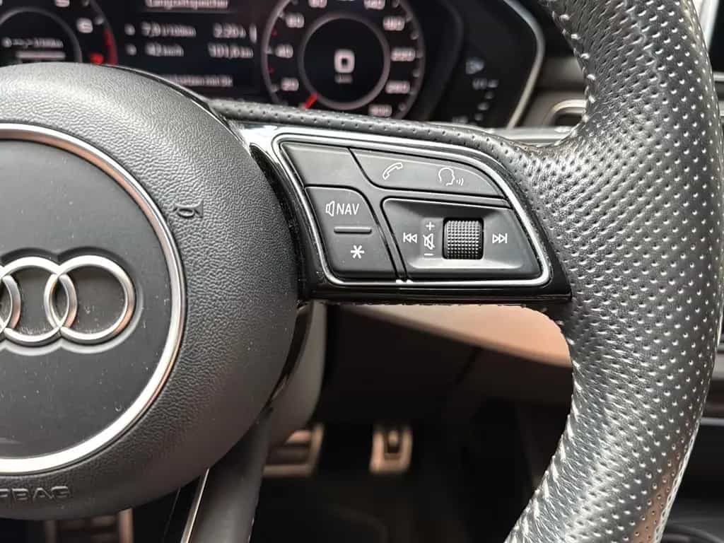 Audi A4 Avant s-line Sport Plus ACC LED SHZ 3ZK PDC 09/2016-photo-19
