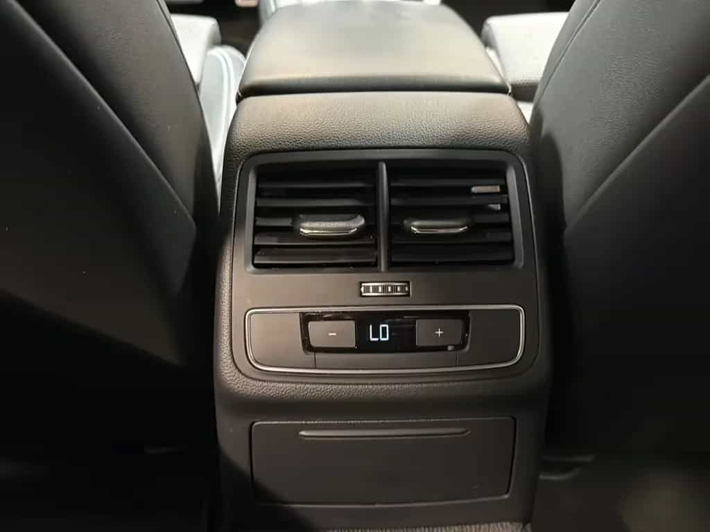Audi A4 Avant s-line Sport Plus ACC LED SHZ 3ZK PDC 09/2016-photo-24