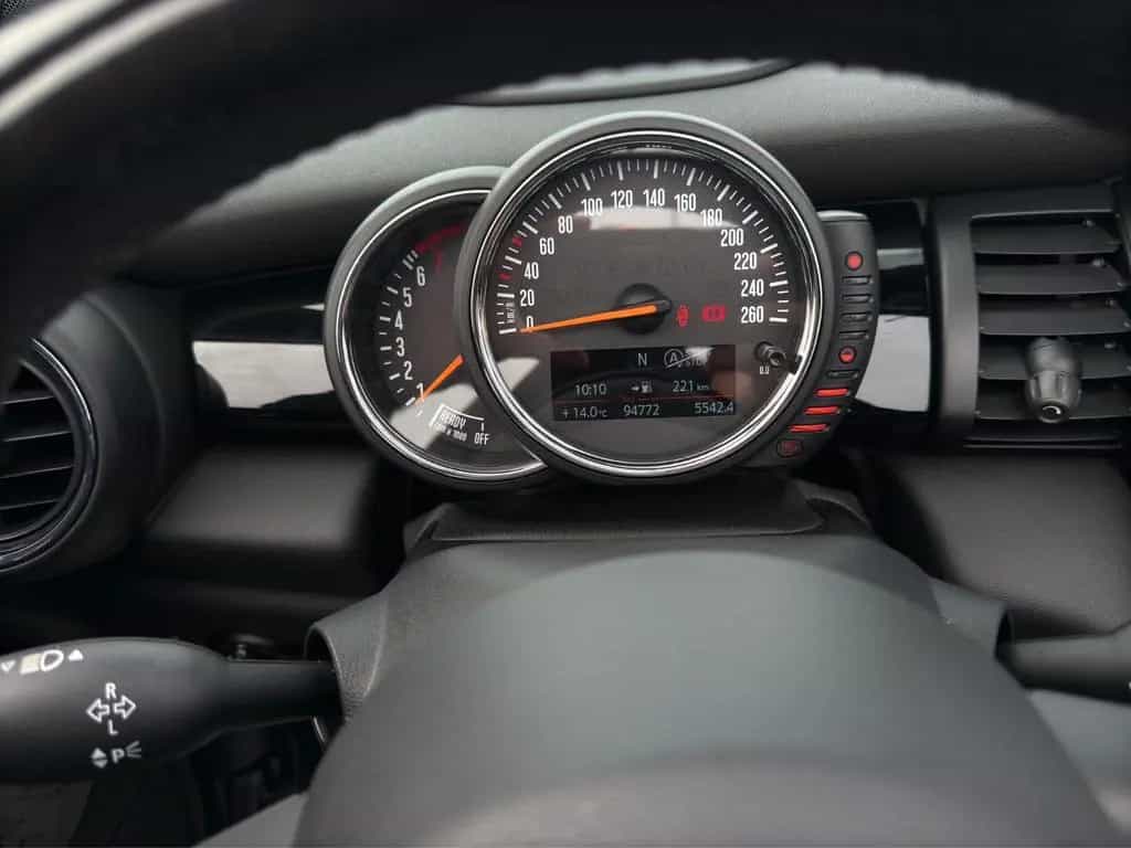 MINI Cooper Cabrio"Garantie-HeadUp-Navi"2.Hand 05/2016-photo-26