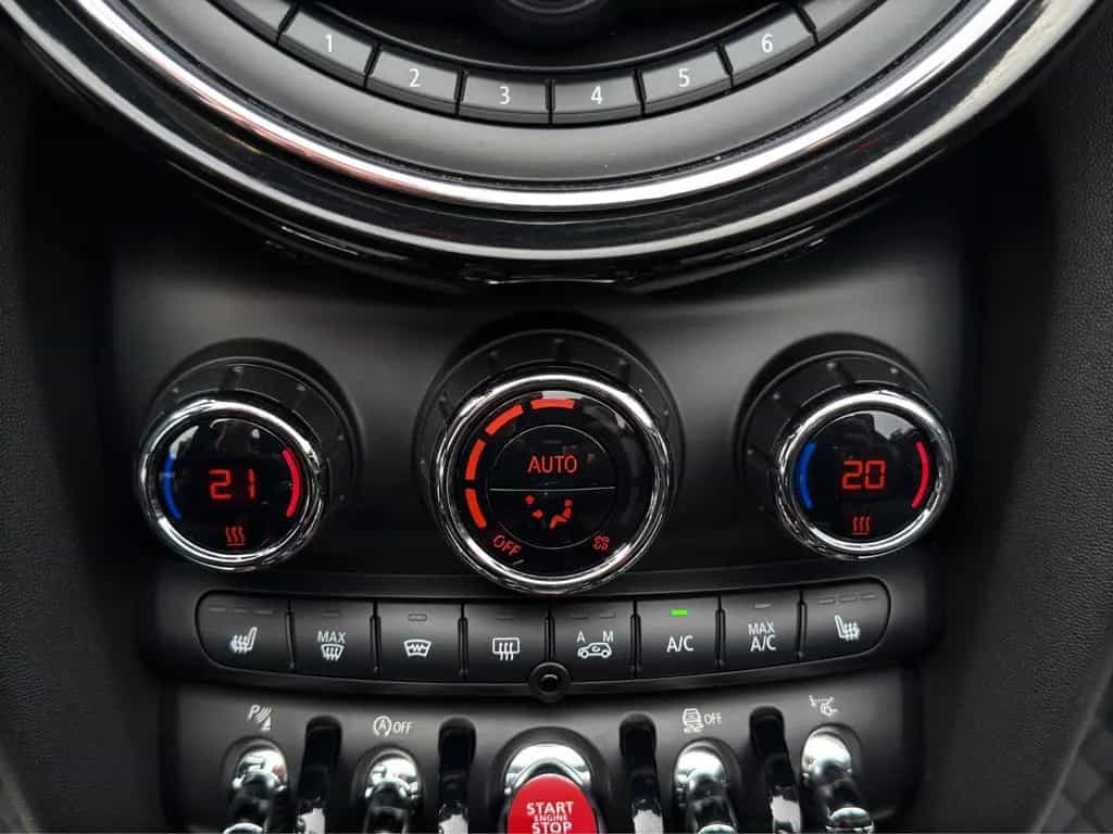 MINI Cooper Cabrio"Garantie-HeadUp-Navi"2.Hand 05/2016-photo-31