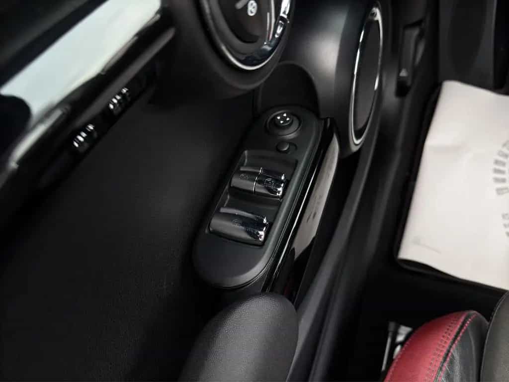 MINI Cooper Cabrio"Garantie-HeadUp-Navi"2.Hand 05/2016-photo-35