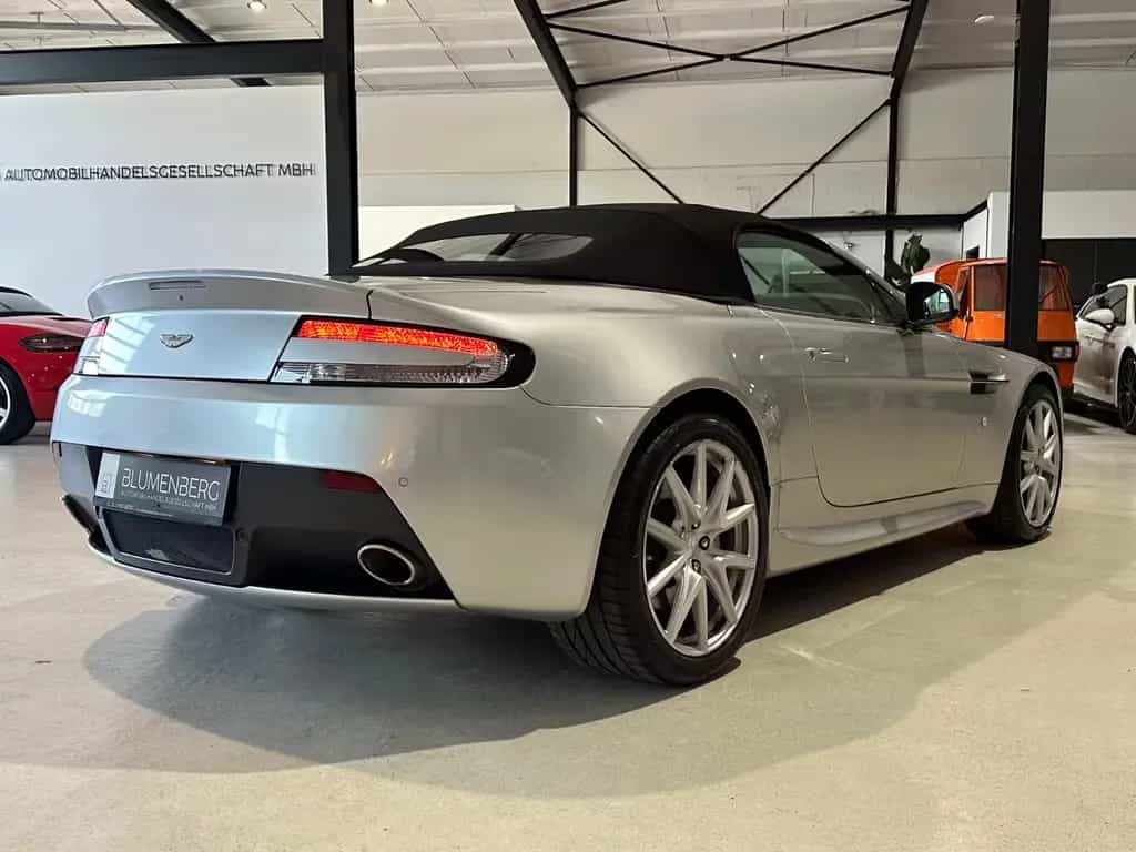 Aston Martin V8 Vantage Roadster 4.7l Sportshift *Navi,Tempo. 03/2013-photo-1