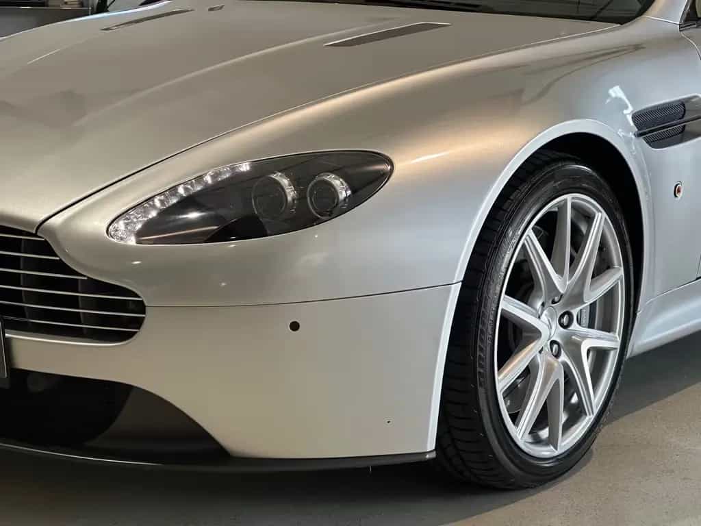 Aston Martin V8 Vantage Roadster 4.7l Sportshift *Navi,Tempo. 03/2013-photo-11