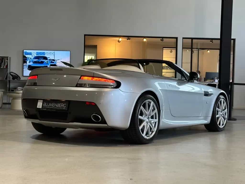Aston Martin V8 Vantage Roadster 4.7l Sportshift *Navi,Tempo. 03/2013-photo-30