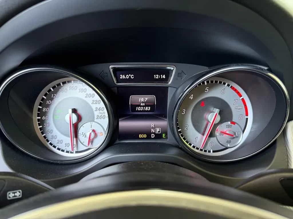 Mercedes-Benz CLA 180 Sitzheizung Tempomat Navi Klima PDC USB 07/2014-photo-10