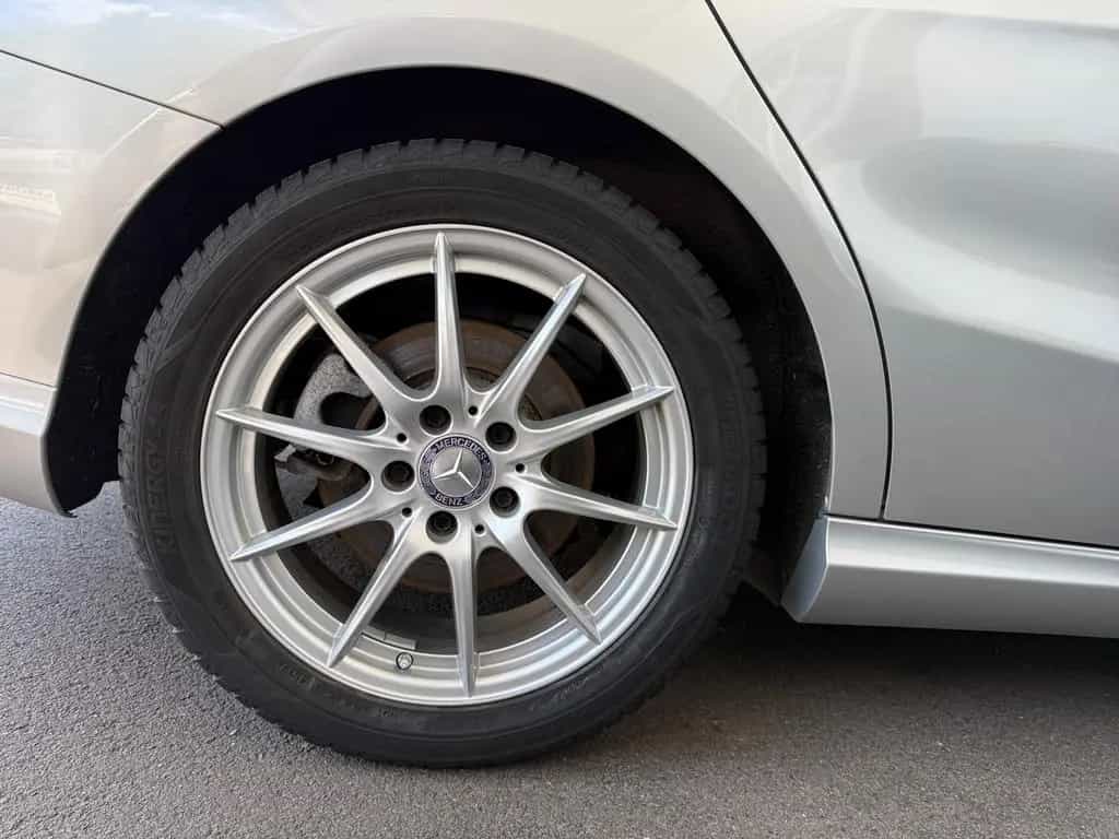 Mercedes-Benz CLA 180 Sitzheizung Tempomat Navi Klima PDC USB 07/2014-photo-15