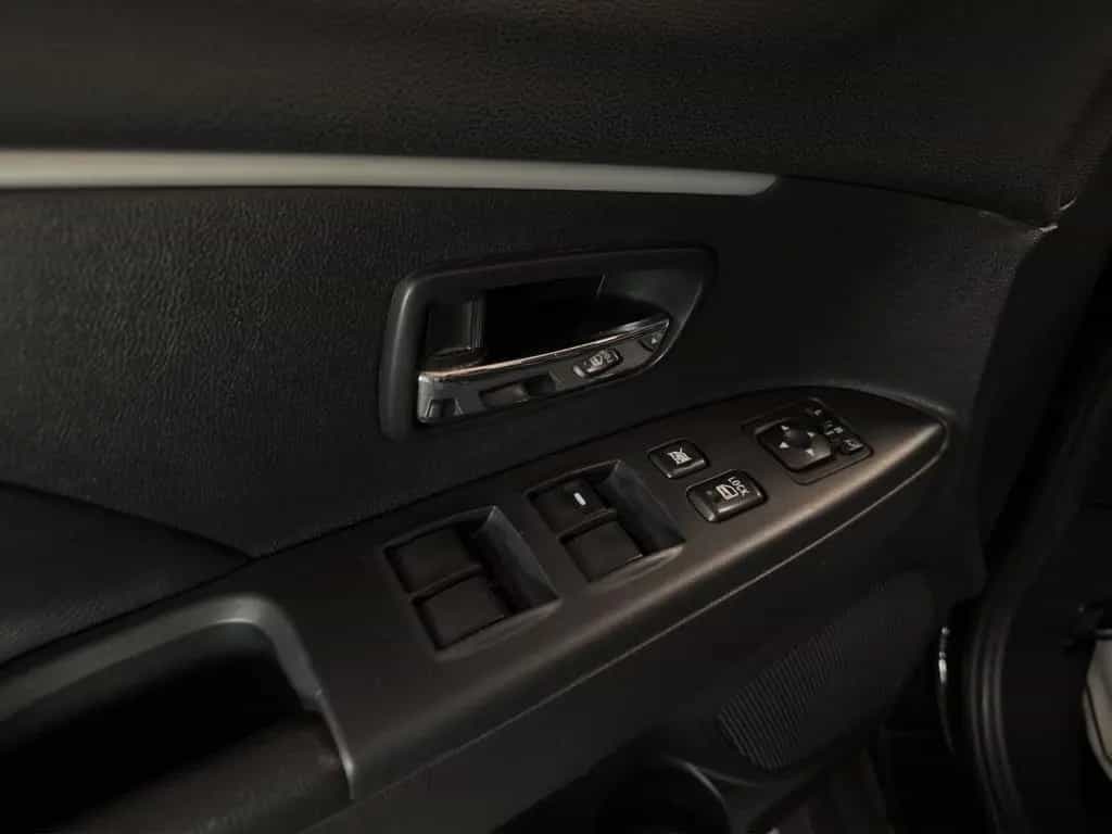 Mitsubishi ASX Instyle 2WD/Kam/Sound/SHZ/Pano/Leder/Keyless 09/2011-photo-14