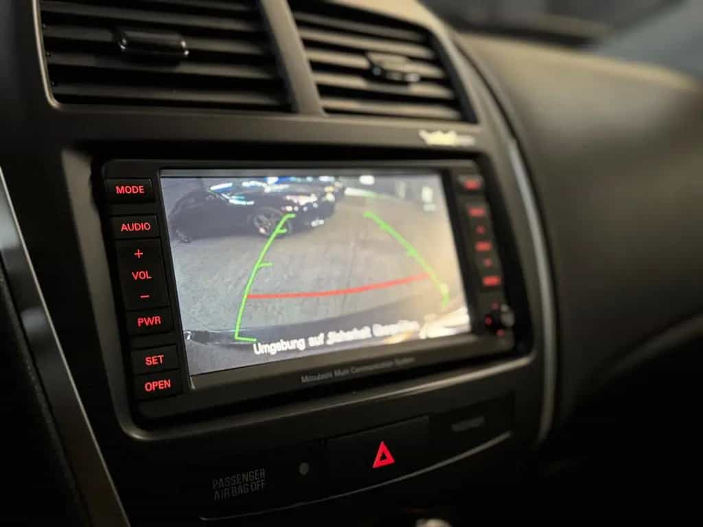 Mitsubishi ASX Instyle 2WD/Kam/Sound/SHZ/Pano/Leder/Keyless 09/2011-photo-17