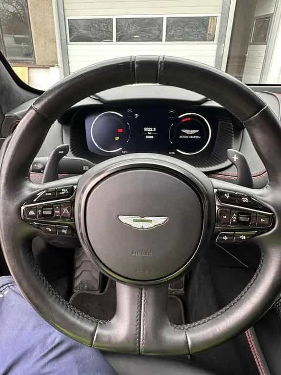 Aston Martin DBX 4.0 V8 05/2021-photo-8