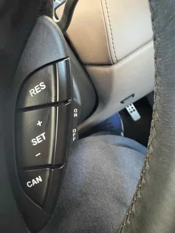 Aston Martin Virage +B&O+TEMP+NAV+EL.SITZE++MEMORY+Historie 03/2016-photo-26