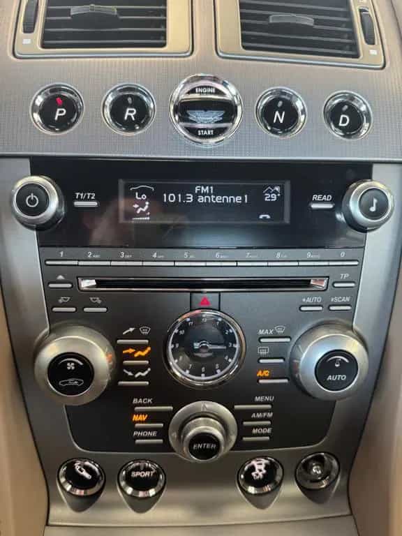 Aston Martin Virage +B&O+TEMP+NAV+EL.SITZE++MEMORY+Historie 03/2016-photo-33