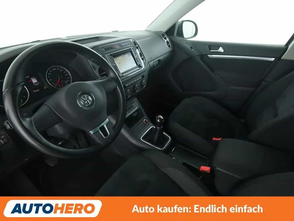 Volkswagen Tiguan 1.4 TSI Sport & Style BlueMotion Tech*NAV 07/2015-photo-10