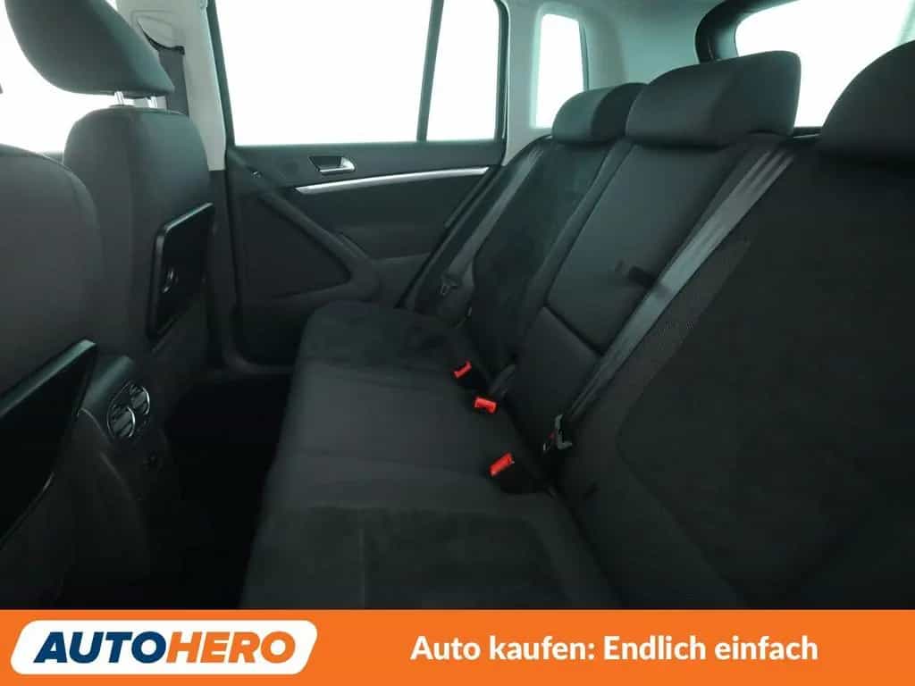 Volkswagen Tiguan 1.4 TSI Sport & Style BlueMotion Tech*NAV 07/2015-photo-13