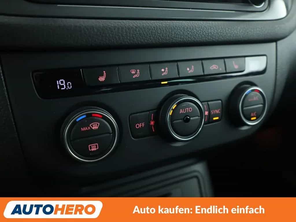 Volkswagen Tiguan 1.4 TSI Sport & Style BlueMotion Tech*NAV 07/2015-photo-22