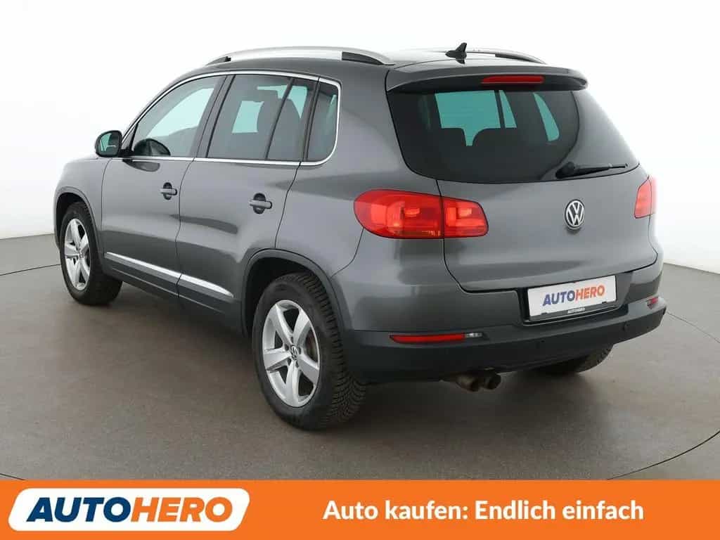 Volkswagen Tiguan 1.4 TSI Sport & Style BlueMotion Tech*NAV 07/2015-photo-3