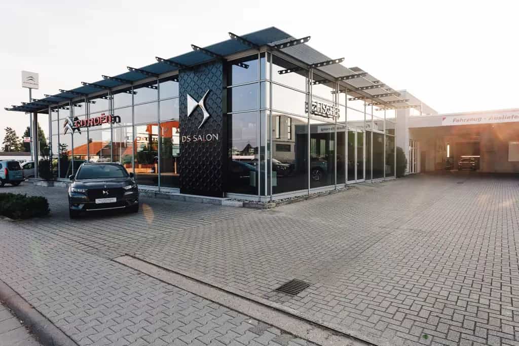 Citroën C3 FEEL PURETECH 110 EAT6 03/2017-photo-1