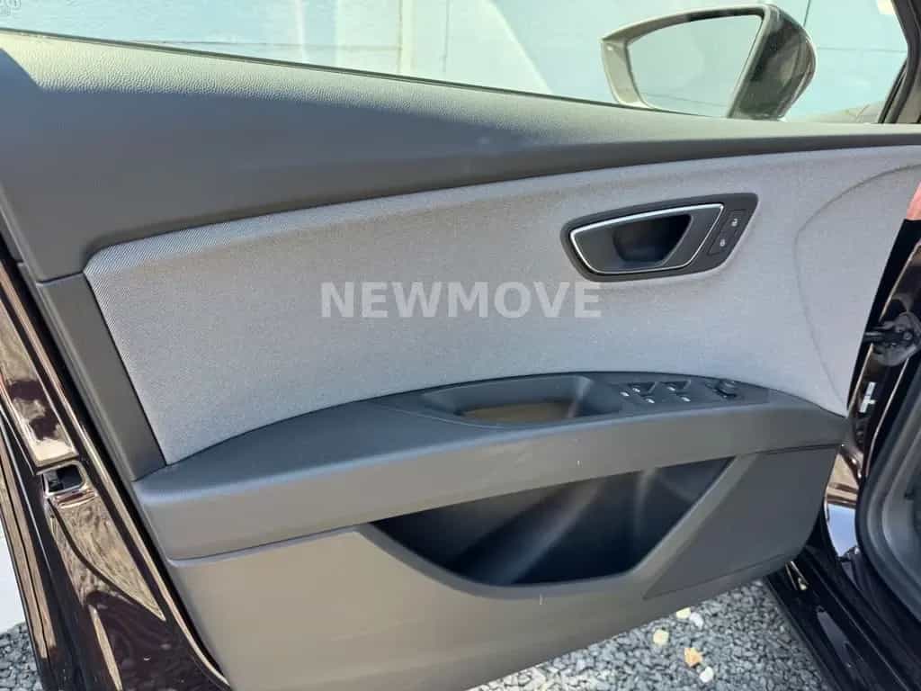 Seat Leon 1.2 Style Klimaauto. LED MFL PDC Tempo. 04/2018-photo-8