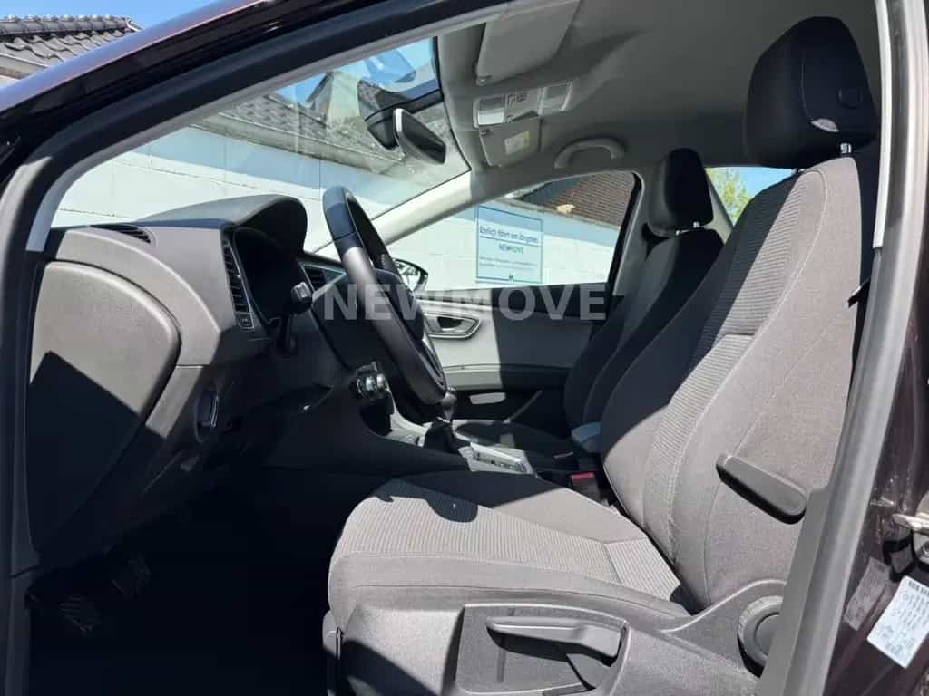 Seat Leon 1.2 Style Klimaauto. LED MFL PDC Tempo. 04/2018-photo-9