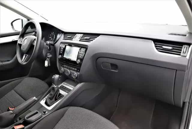 Skoda Octavia 1.8TSI 179PS DSG Ambition 4x4 Navi 1Hand 08/2016-photo-12