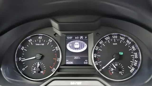 Skoda Octavia 1.8TSI 179PS DSG Ambition 4x4 Navi 1Hand 08/2016-photo-18