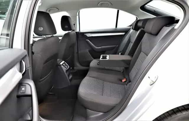 Skoda Octavia 1.8TSI 179PS DSG Ambition 4x4 Navi 1Hand 08/2016-photo-25