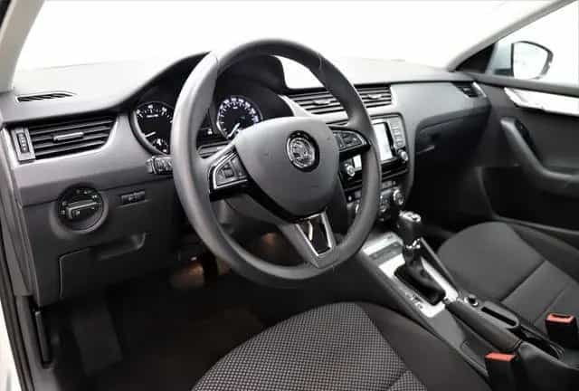 Skoda Octavia 1.8TSI 179PS DSG Ambition 4x4 Navi 1Hand 08/2016-photo-8