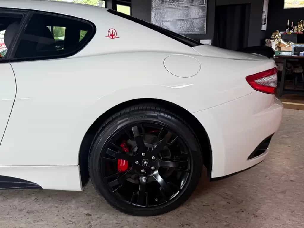 Maserati Granturismo 4.7 V8 MC SPORT LINE++UNFALLFREI++ 07/2010-photo-11