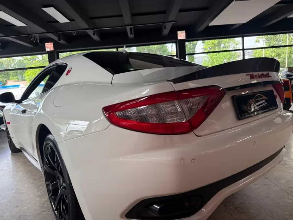 Maserati Granturismo 4.7 V8 MC SPORT LINE++UNFALLFREI++ 07/2010-photo-13