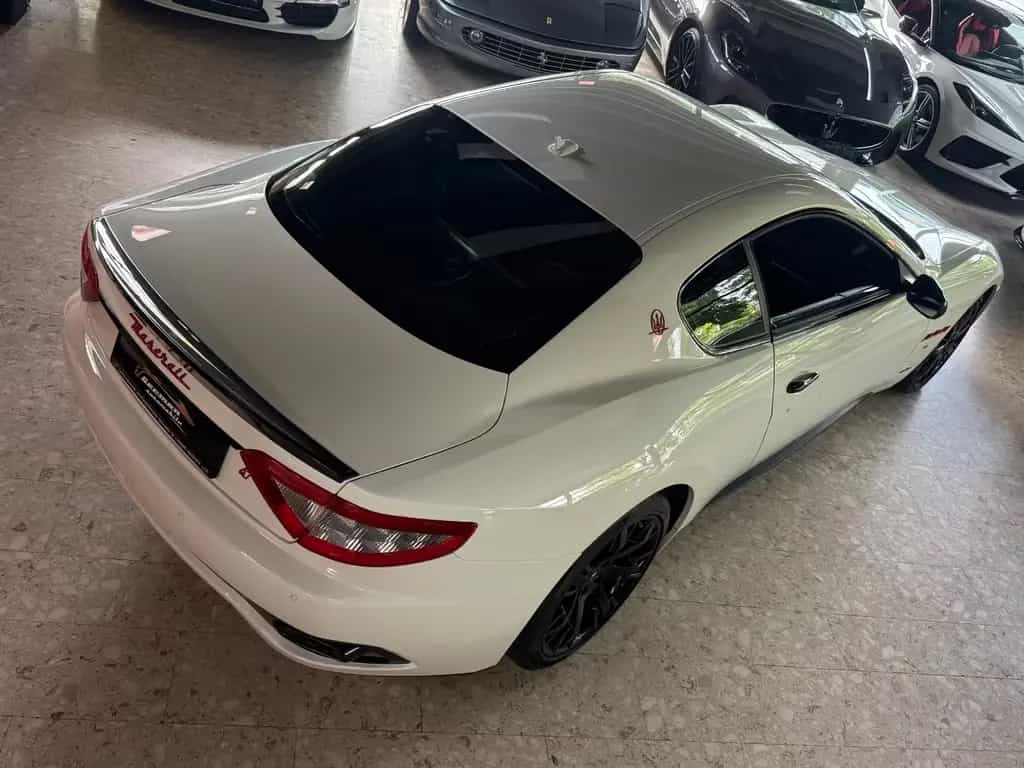 Maserati Granturismo 4.7 V8 MC SPORT LINE++UNFALLFREI++ 07/2010-photo-19