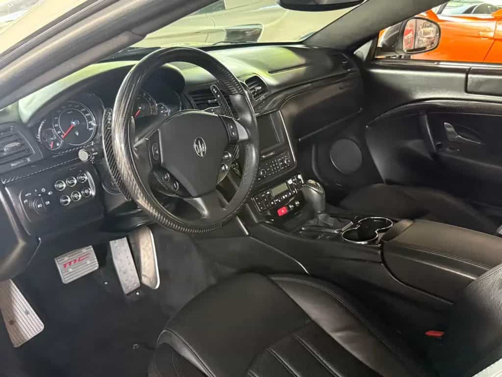 Maserati Granturismo 4.7 V8 MC SPORT LINE++UNFALLFREI++ 07/2010-photo-23