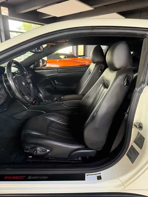 Maserati Granturismo 4.7 V8 MC SPORT LINE++UNFALLFREI++ 07/2010-photo-27