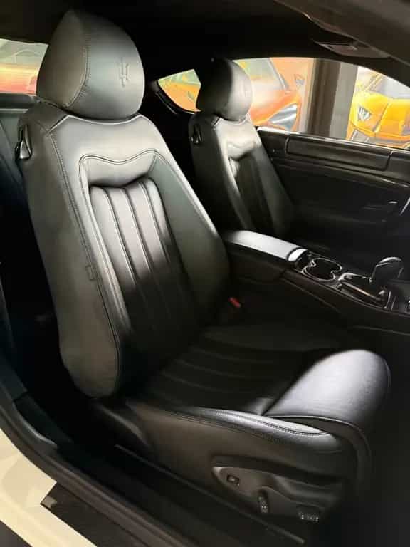 Maserati Granturismo 4.7 V8 MC SPORT LINE++UNFALLFREI++ 07/2010-photo-31