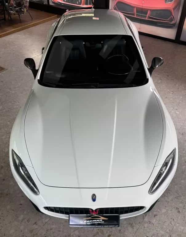 Maserati Granturismo 4.7 V8 MC SPORT LINE++UNFALLFREI++ 07/2010-photo-6