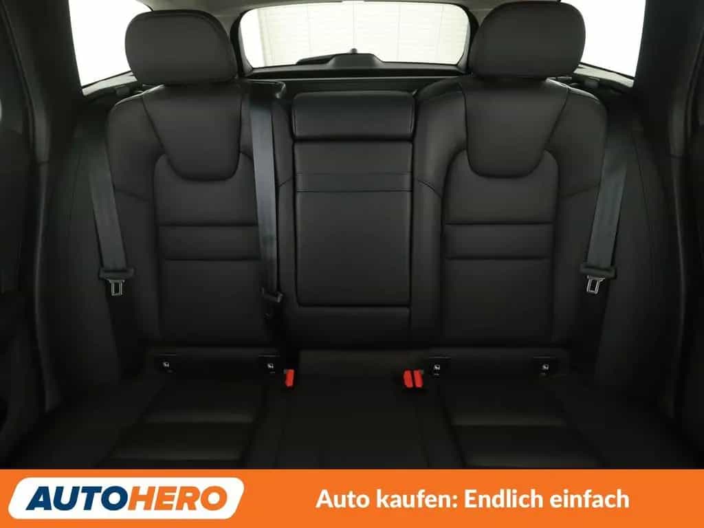 Volvo V60 2.0 D3 Inscription Aut.*NAVI*LED*TEMPO*CAM* 11/2019-photo-15