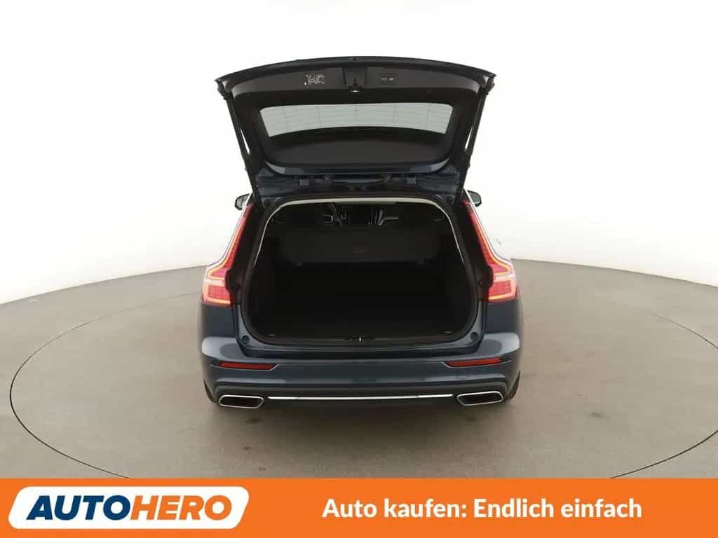 Volvo V60 2.0 D3 Inscription Aut.*NAVI*LED*TEMPO*CAM* 11/2019-photo-16