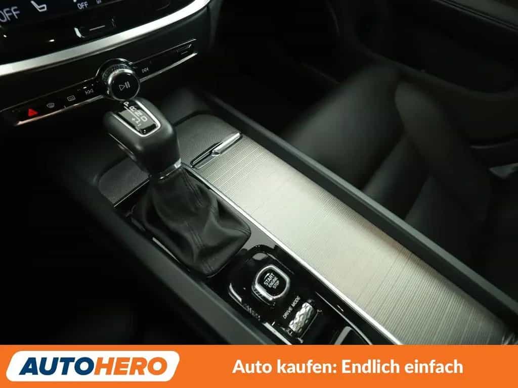 Volvo V60 2.0 D3 Inscription Aut.*NAVI*LED*TEMPO*CAM* 11/2019-photo-23