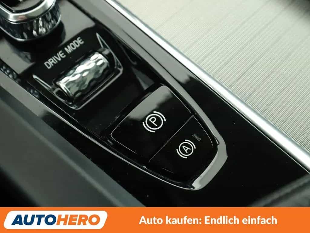 Volvo V60 2.0 D3 Inscription Aut.*NAVI*LED*TEMPO*CAM* 11/2019-photo-25