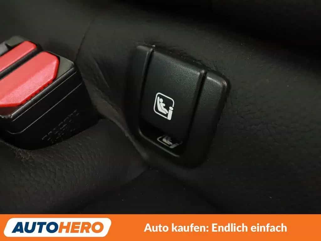Volvo V60 2.0 D3 Inscription Aut.*NAVI*LED*TEMPO*CAM* 11/2019-photo-29