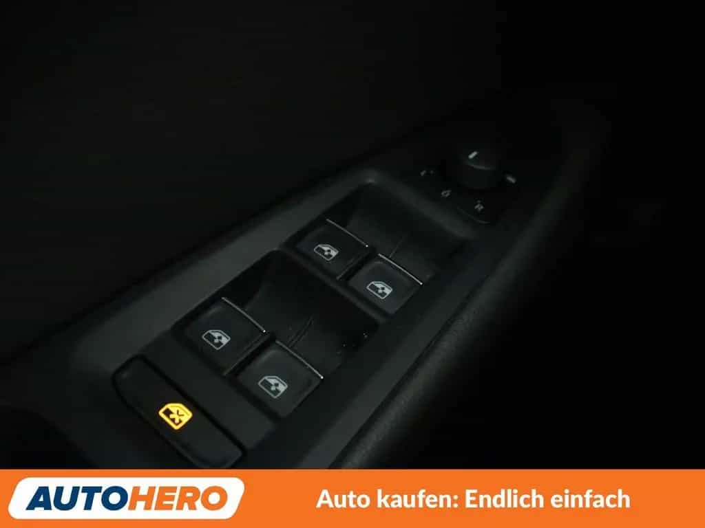 Seat Leon 1.4 TSI ACT Xcellence Aut*NAVI*LED*TEMPO* 09/2017-photo-24