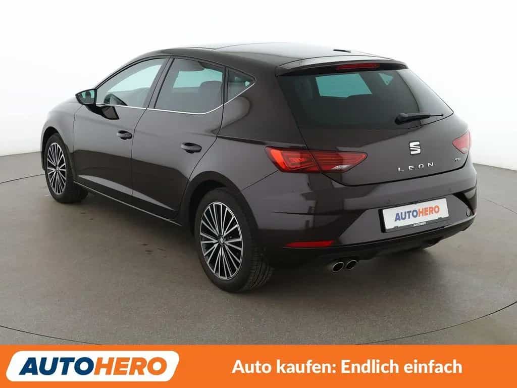 Seat Leon 1.4 TSI ACT Xcellence Aut*NAVI*LED*TEMPO* 09/2017-photo-3