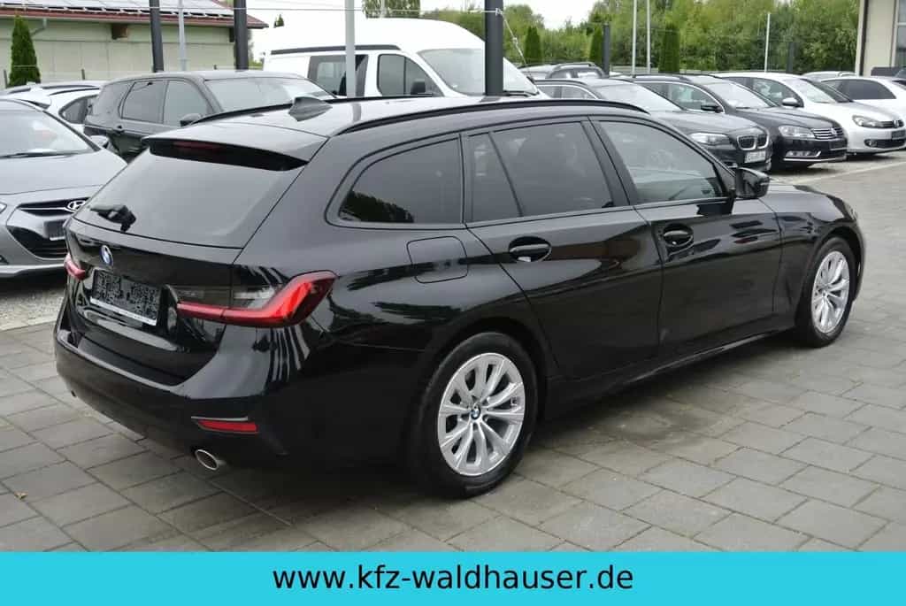 BMW 318 d Advantage LED NAVI ... 01/2022-photo-1