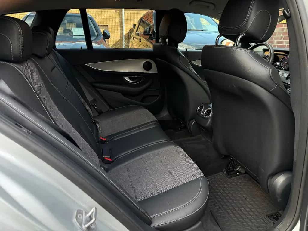 Mercedes-Benz E 220 d T, LED, Leder, Kamera, Service neu 12/2017-photo-14