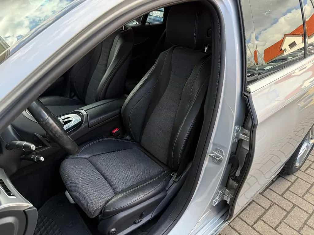 Mercedes-Benz E 220 d T, LED, Leder, Kamera, Service neu 12/2017-photo-17