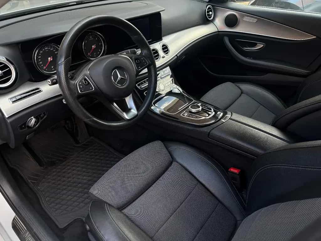 Mercedes-Benz E 220 d T, LED, Leder, Kamera, Service neu 12/2017-photo-19