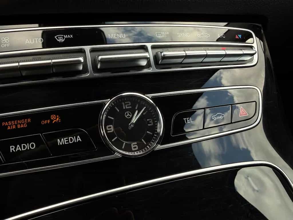 Mercedes-Benz E 220 d T, LED, Leder, Kamera, Service neu 12/2017-photo-33