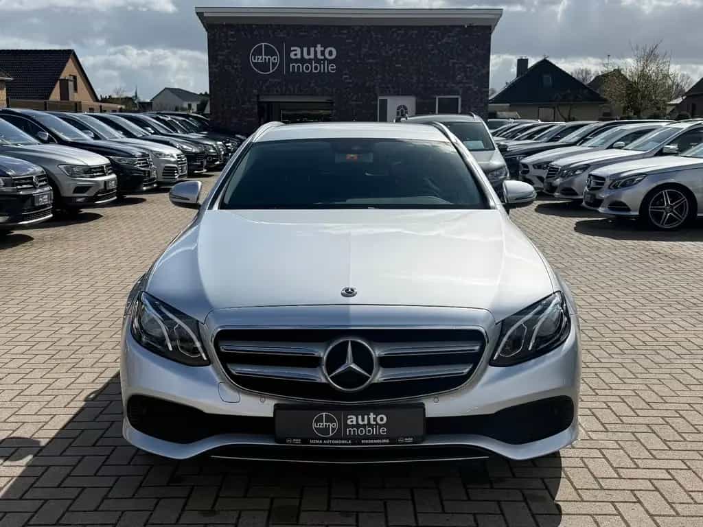 Mercedes-Benz E 220 d T, LED, Leder, Kamera, Service neu 12/2017-photo-7