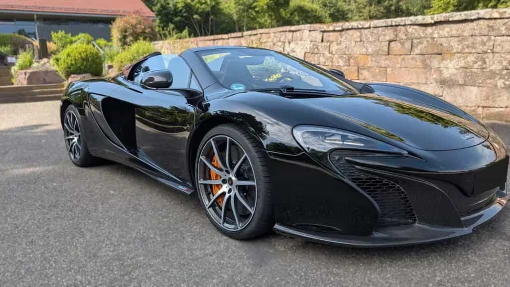 McLaren 650S Spider FireBlack, lückenl. McLaren Historie 04/2016-photo-1