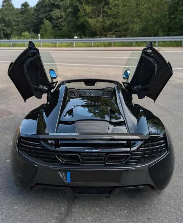 McLaren 650S Spider FireBlack, lückenl. McLaren Historie 04/2016-photo-6