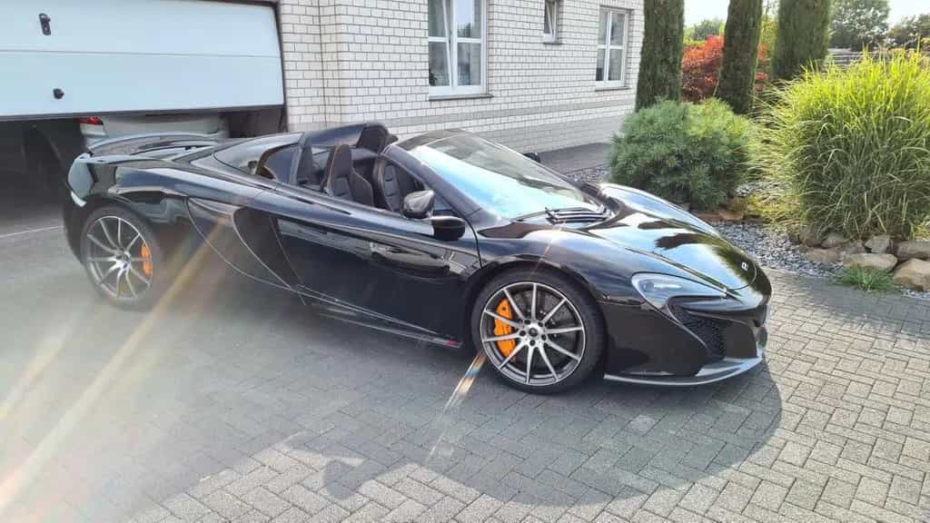 McLaren 650S Spider FireBlack, lückenl. McLaren Historie 04/2016-photo-7