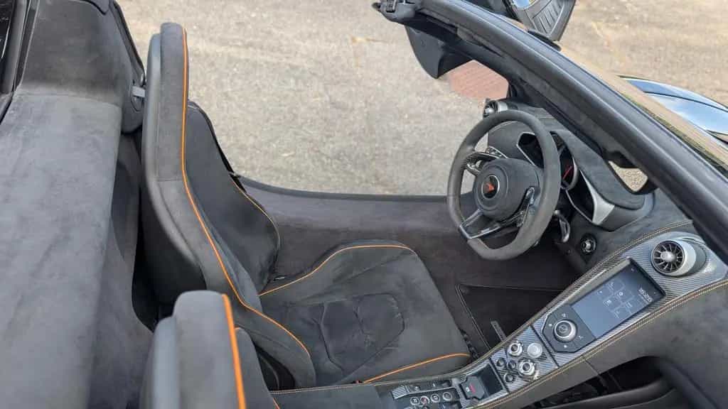 McLaren 650S Spider FireBlack, lückenl. McLaren Historie 04/2016-photo-8